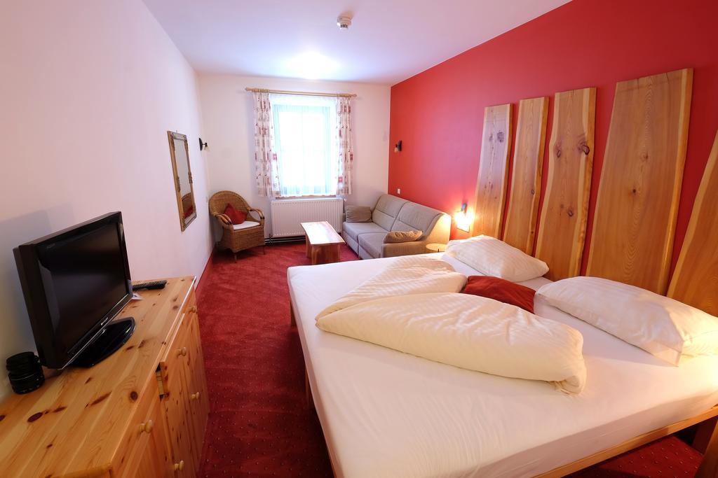 Alpenhotel Marcius Sonnenalpe Nassfeld Exterior foto